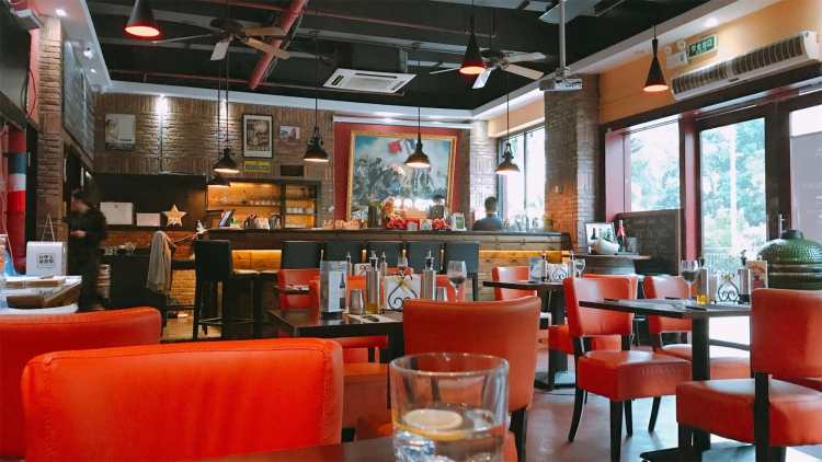 La Maison 公雞和龍