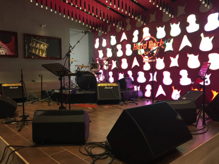 硬石餐廳 Hard Rock Cafe