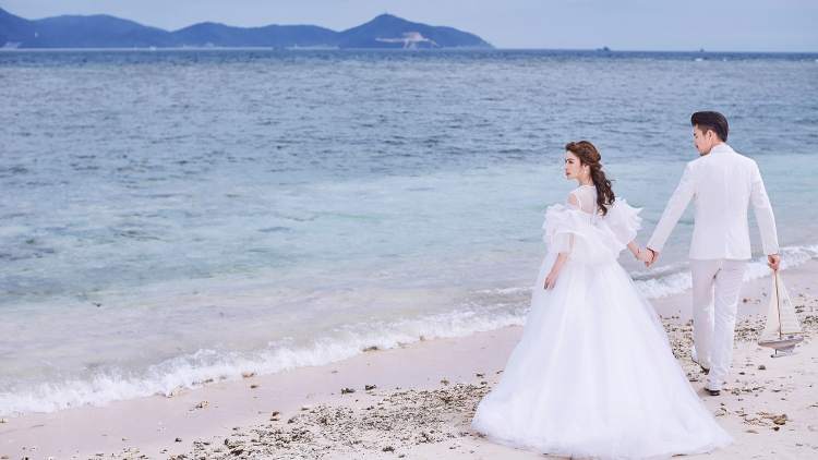 天長(zhǎng)地久婚紗攝影