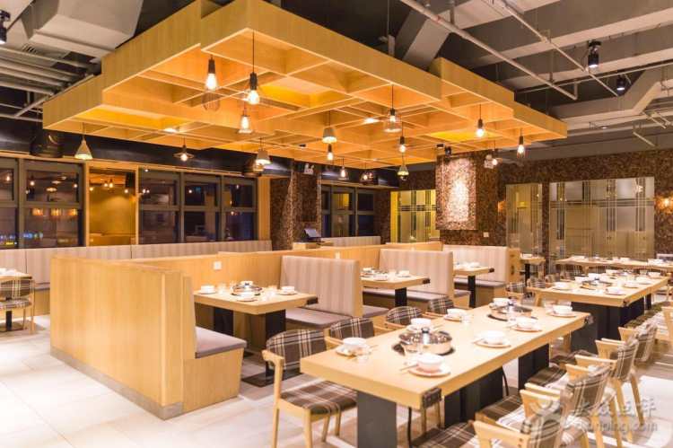 耍牛滿·爽腩鮮牛肉火鍋