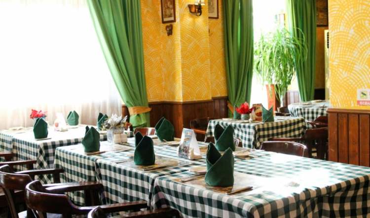 莫勞龍璽西餐廳