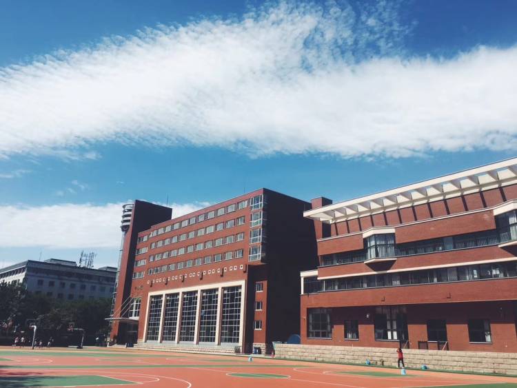 北京師范大學(xué)附屬實(shí)驗(yàn)中學(xué)