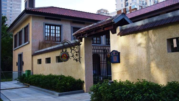 寶萊納餐廳(長寧來福士店)