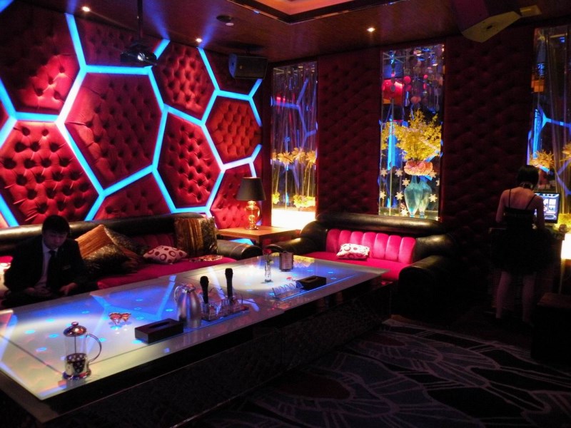 西安十大商務(wù)KTV推薦-西安商務(wù)KTV哪家好