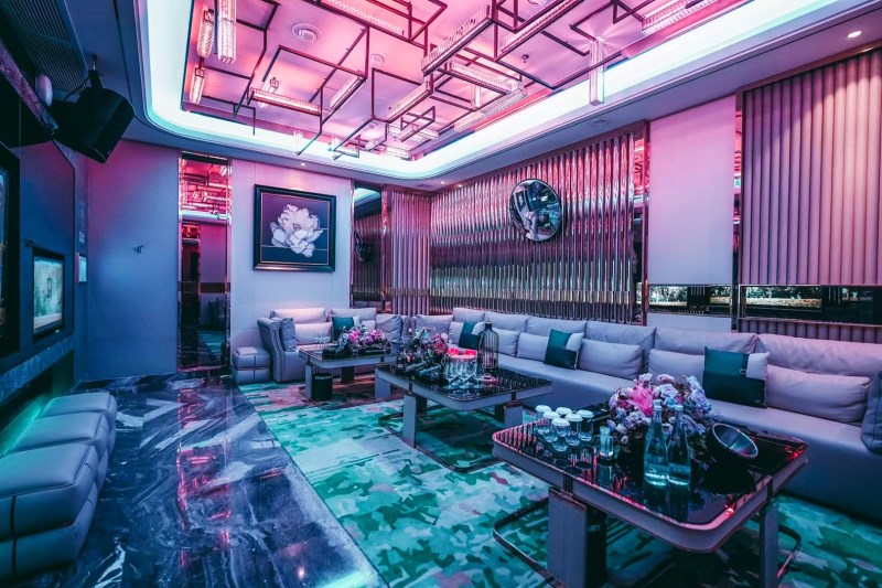 貴陽商務(wù)KTV預(yù)定電話-貴陽高端商務(wù)KTV訂房電話