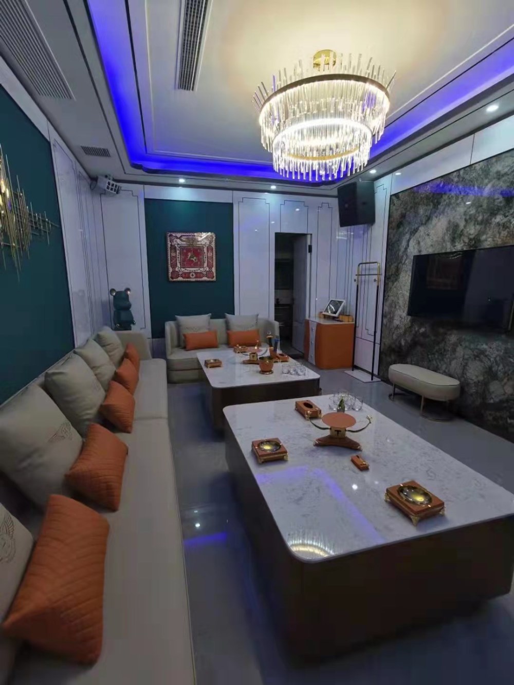 太原最火十大夜總會(huì)一覽，太原這幾家好玩夜總會(huì)必玩