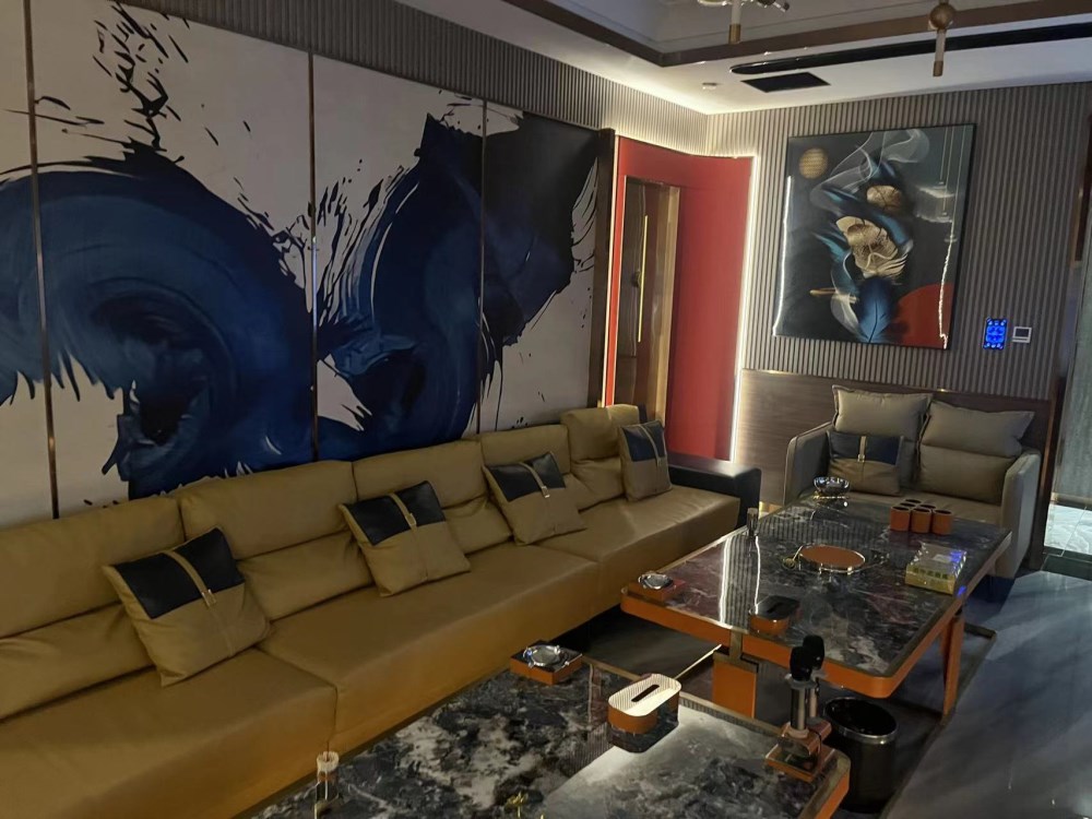 廣州KTV預(yù)訂，廣州KTV包廂預(yù)訂電話