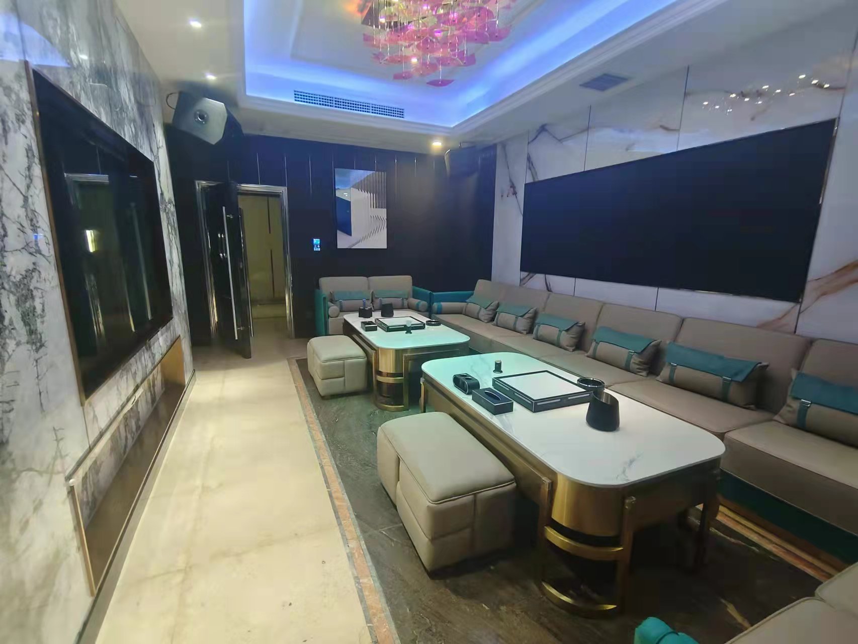 武漢最全十大夜總會(huì)排名，武漢十大好玩夜總預(yù)訂