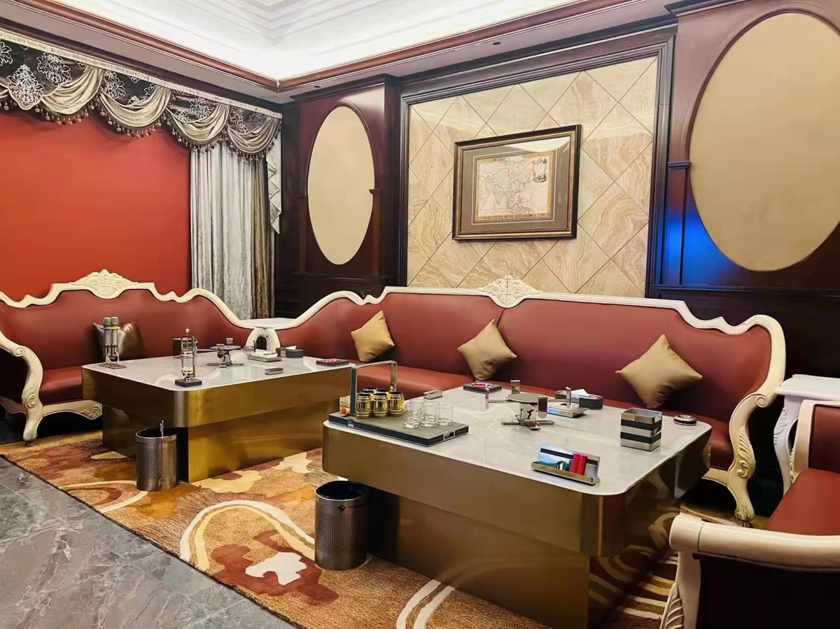 沈陽最豪華十大夜總會，這里有夢幻大舞臺等著你