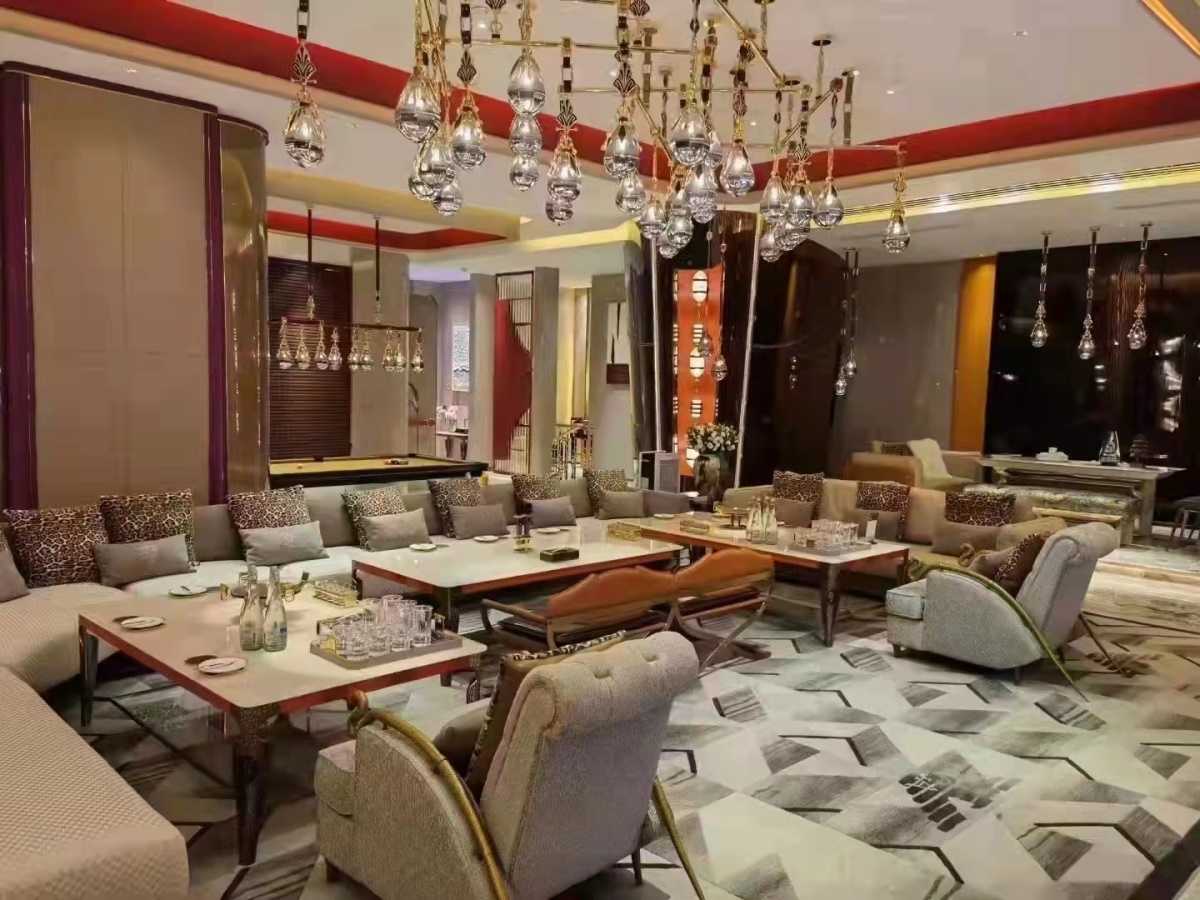 沈陽最好玩十大夜總會，去享用無數(shù)的香檳美酒