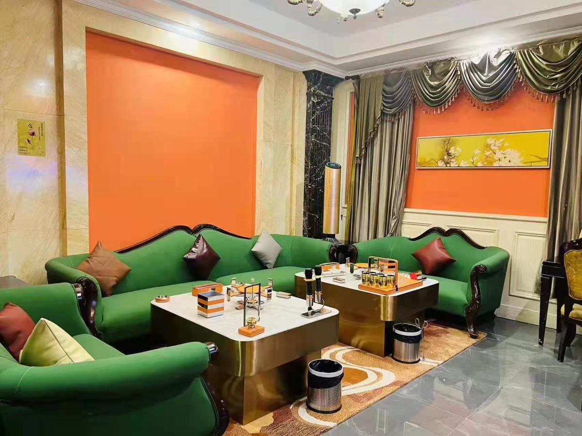 沈陽高端夜總會哪家好，拿起電話趕緊預(yù)定吧