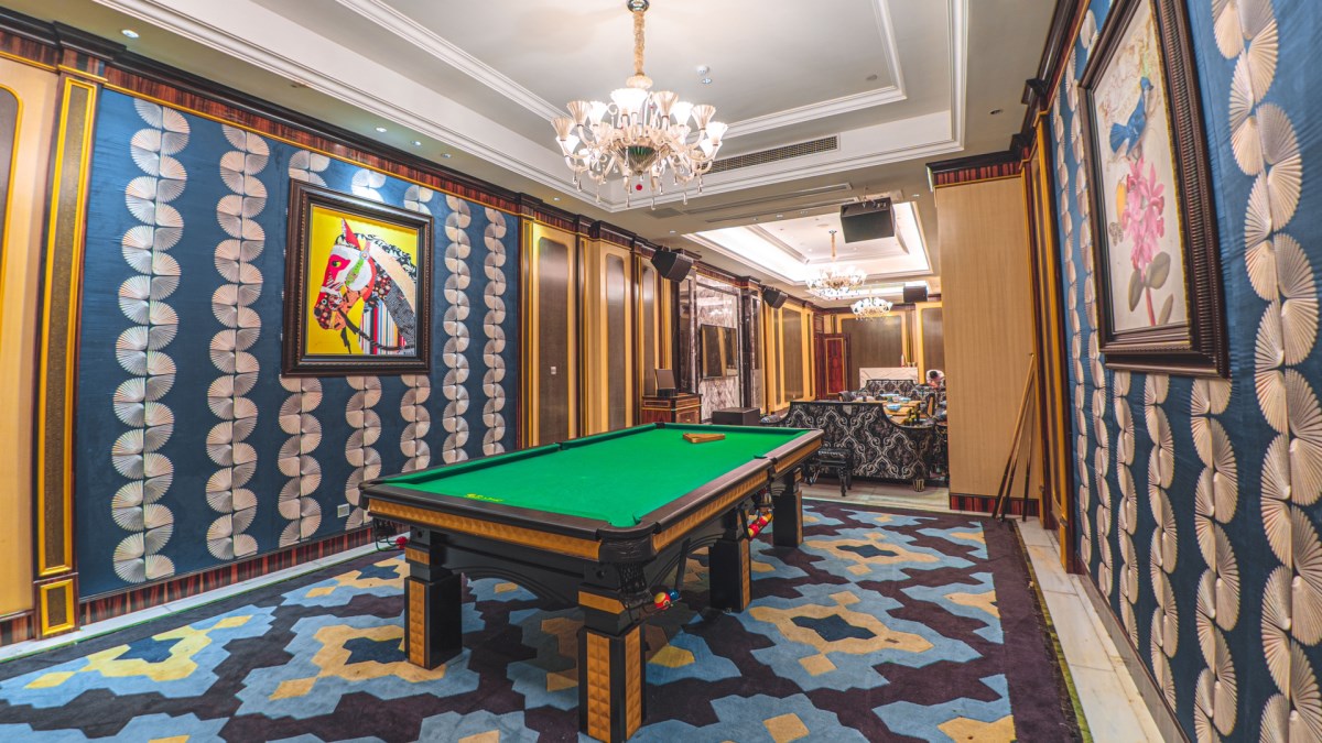 連云港中高端夜總會KTV預(yù)訂檔次包廂價格一覽!