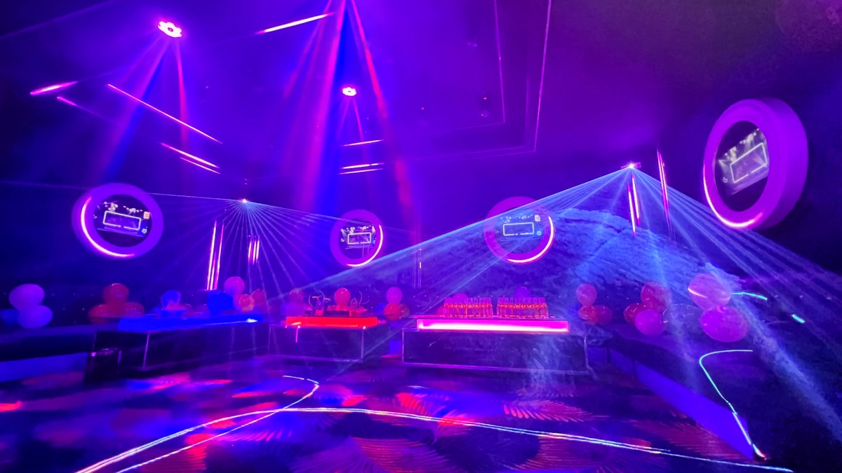 六安市K歌之王娛樂(lè)商務(wù)夜總會(huì)KTV